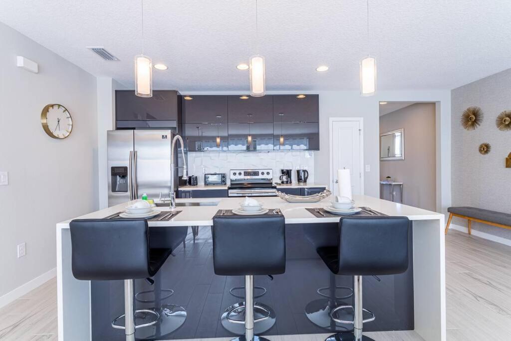 Charming Four Bedrooms Townhome With Private Splash Pool At Le Reve Resort Kissimmee Exterior photo